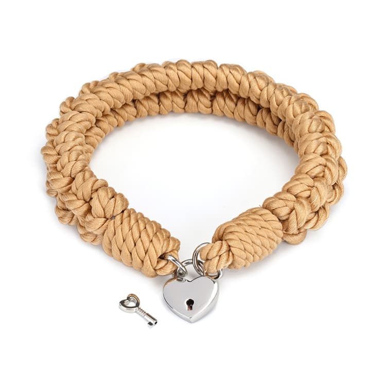 Liebe Seele Bondage Halsbånd med Lås - SMRS.dk