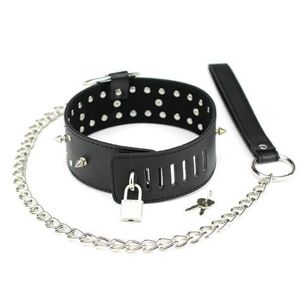 PLAYHARD - SPIKES COLLAR MED LÅS & KÆDE - Nautii.dk